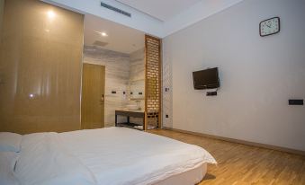 Qiushui Yiren Hostel
