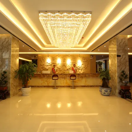 Silvery Waterfall Hotel