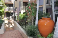 Spring Hill Gardens Apartments