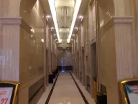 E+HOTEL Boutique Apartment (Zhanjiang Wanda Plaza)