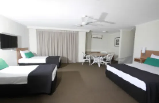 Darcy Arms Hotel Motel