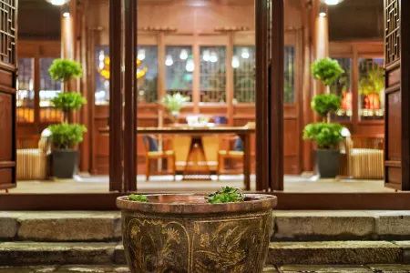 Yeboqinhuai SSAW BOUTIQUE Hotel  (Qifeng Shiguan) Отели рядом с достопримечательностью «Nanjing Normal University(Suiyuan Campus)»