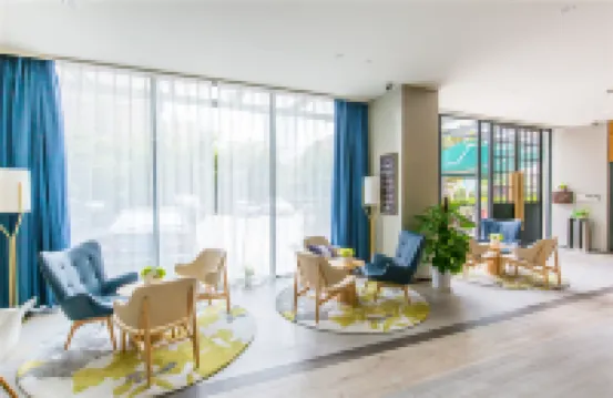 CJIA Apartment Hotel (Shanghai Daning Zhongshan North Road Metro Station)