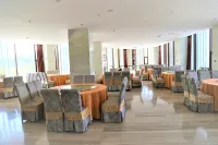โรงแรมนานาชาติจิงเย่วเกอ - พร้อมอาหารเช้า