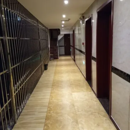 Tongjiang Jinshiju Hotel