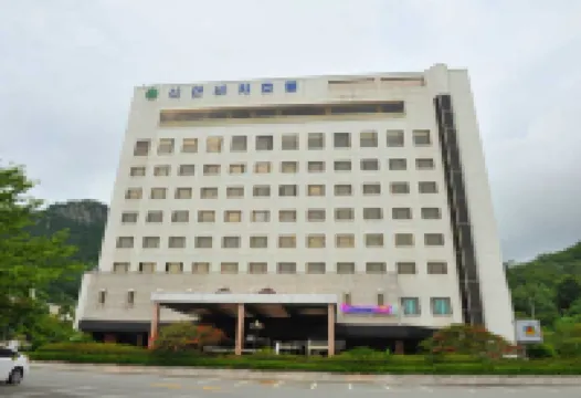 木浦Shinan海灘酒店 酒店