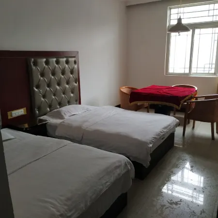 Ezhou Jiayuan Hotel