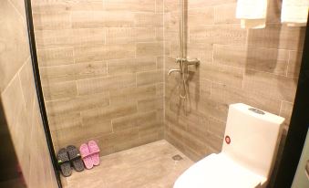 Quanwan Impression Theme Hotel