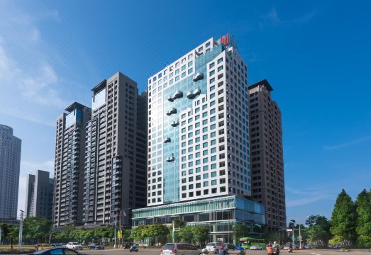 5. 밀레니엄 호텔 ..