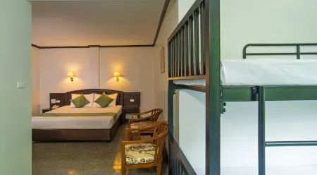 Green House Hotel