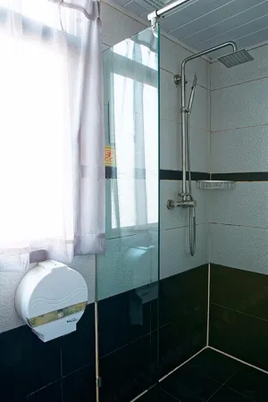 KUN MING UPLAND INTERNATIONAL YOUTH  HOSTEL Отели рядом с достопримечательностью «Kunming University of Arts and Sciences (Longquan Campus)»