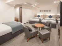 HOTEL MYSTAYS Midosuji Honmachi Hotels near Lifehouse International Church Osaka ライフハウス大阪