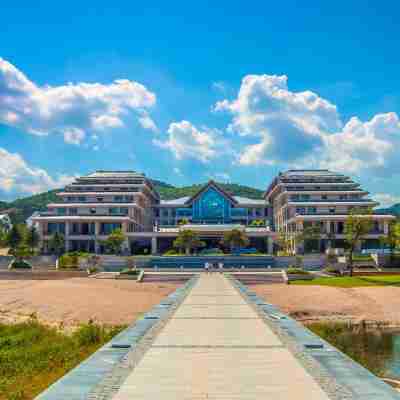 五蓮松月湖藍海鈞華大飯店 Hotel Exterior
