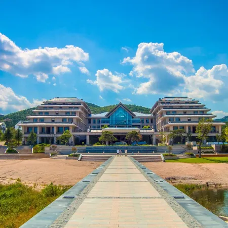 DREAMOON  HOTEL