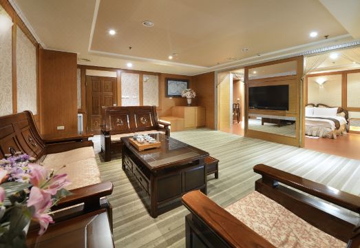 진사 레이크사이드 뷰 리조트 수영장