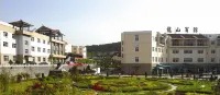 Longshan Hotel Hotels in She County