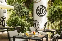 Le Tsuba Hotel
