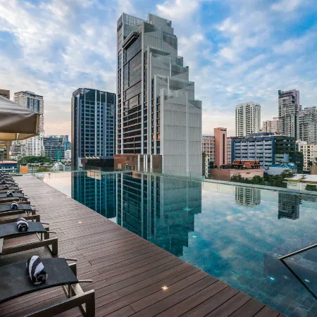 SKYVIEW Hotel Bangkok - Em District Отели рядом с достопримечательностью «Торговый центр EmQuartier»