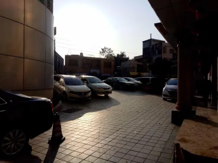 Lufeng Shadow Puppetry Hotel (Lufeng Donghai)