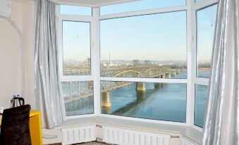 Dandong Guomen Qingyun Hotel