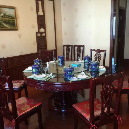 Dongning Huayu Hotel