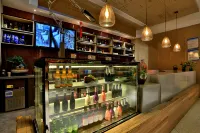 Young Hotel (Yiwu Fotang Ancient Town Old Street)
