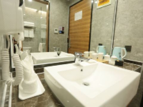 清沐精选酒店(上海大华二路店) - 高级标准房