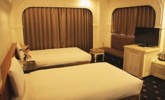 Taipei Crystal Hotel