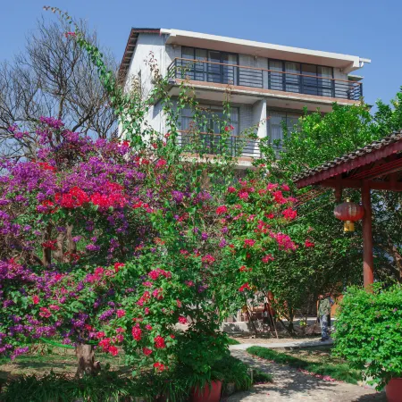Danzhou to Things View Hotel