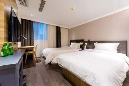 HanTing Premium Hotel (Shanghai Dapuqiao Subway Station)