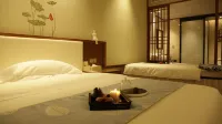 Junhe Hotel (Yingcheng Central Plaza) Hotels in Yingcheng