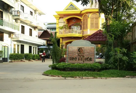 Chheng Residence