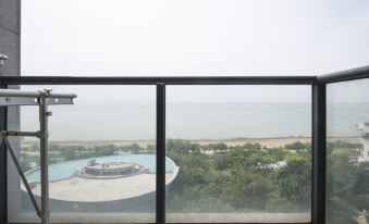 Beibuwan Yihao Dibiao Seaview Apartment Hotel