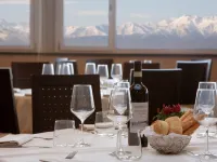 Hotel Sanluigi Các khách sạn gần Bảo tàng Xe hơi
