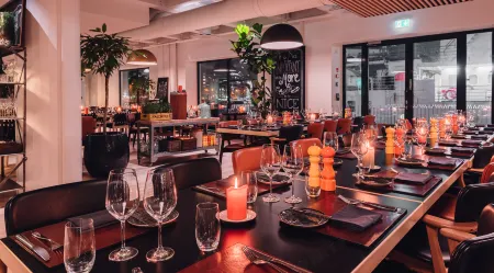 Clarion Hotel Helsinki Отели рядом с достопримечательностью «Вокзал Хельсинки (центральная станция)»