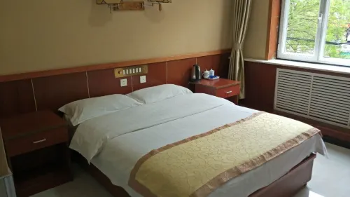 Chengde Yiju Hotel Hotels in Chengdexian