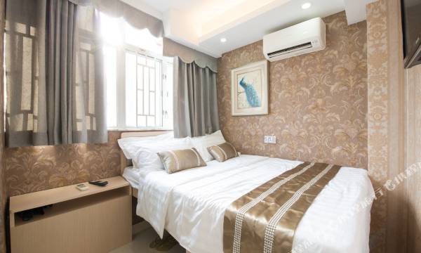 Maple Inn(Tsim Sha Tsui Store C2 Exit)