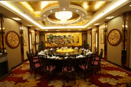 Hong Kong Hotel Отели рядом со станцией Jining Railway Station