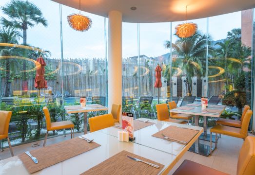 5. 더 비치 하이츠..