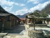 Shushui Rong Elegant Restaurant Hotel