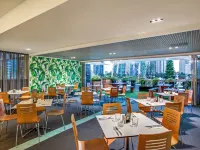 Mantra on View Surfers Paradise Hotels in Gold Coast