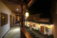 Puzhehei Asi Mide Inn Hotels near Fairy Cave