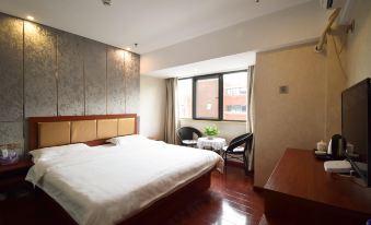 Yuqiong Business Hotel