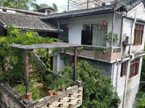 Huangyao Ancient Town Yishugao Hostel