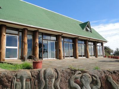 Rapa Nui Native Tourism