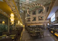 Yaojiang New Century Grand Hotel
