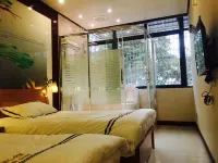Weimin Hotel