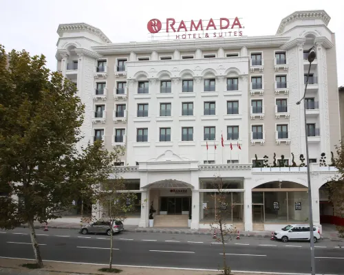 Ramada Hotel & Suites by Wyndham Istanbul/Merter Hotels near Esenler