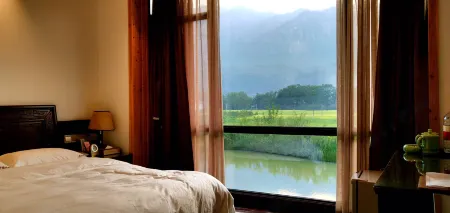 Happy Manor Hotel Отели рядом с достопримечательностью «Lotus Peak»