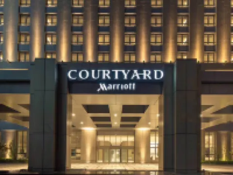 天津陸家嘴萬怡飯店(西北角特色美食街區店) 天津西站附近的飯店